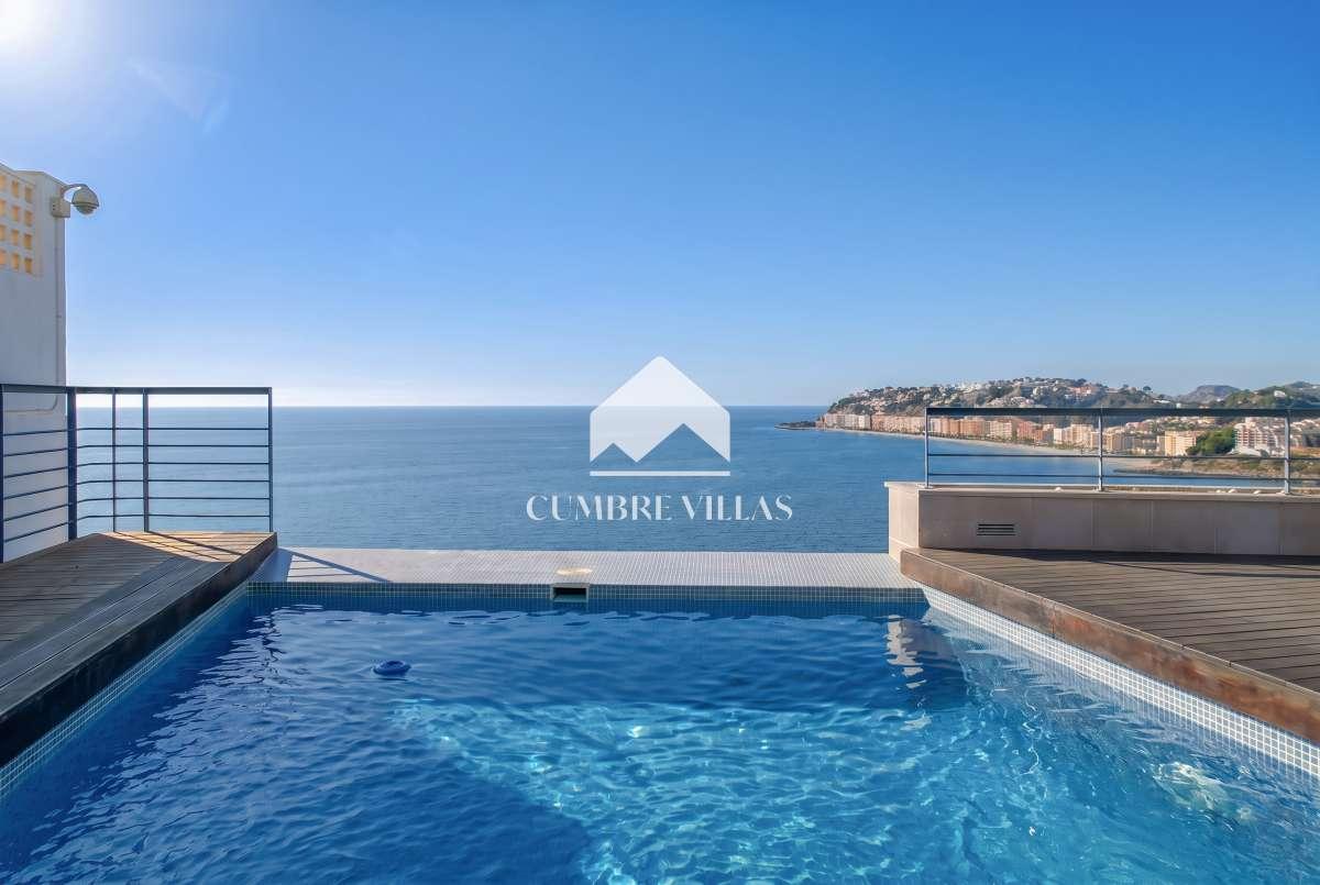 Villa for Sale in Almuñécar