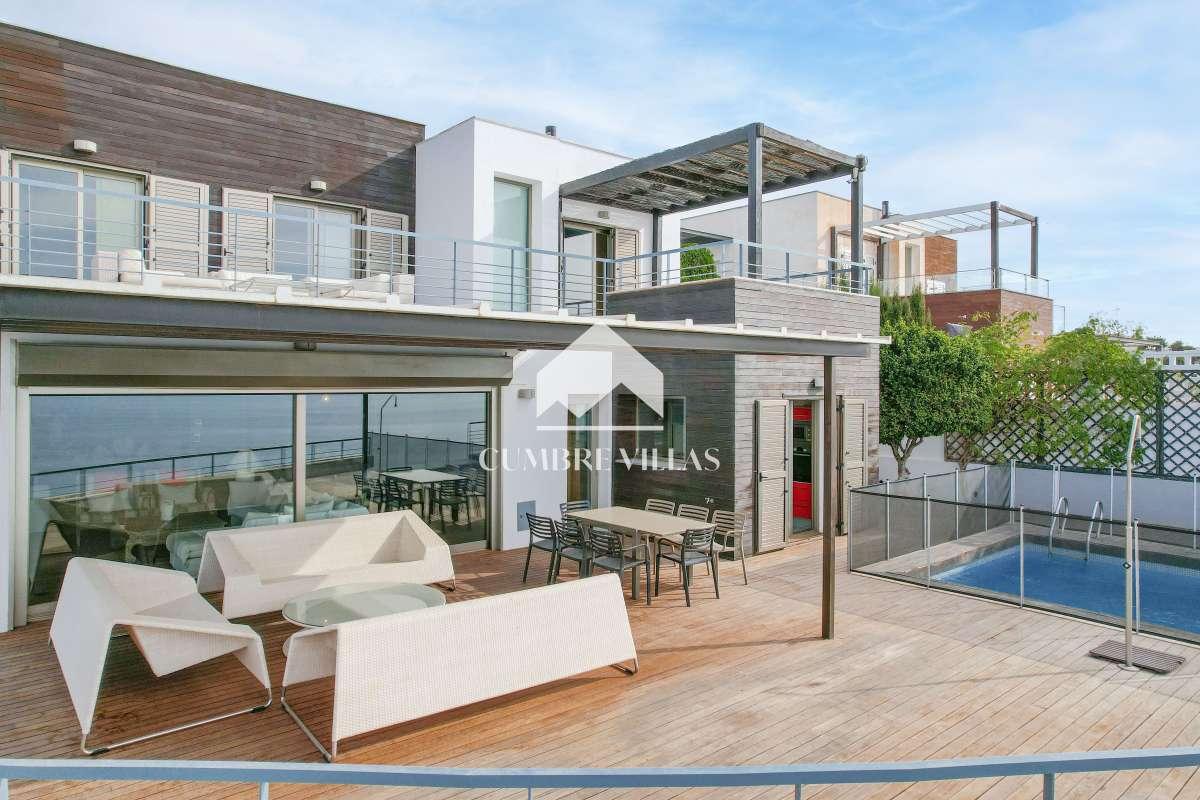 Villa for Sale in Almuñécar
