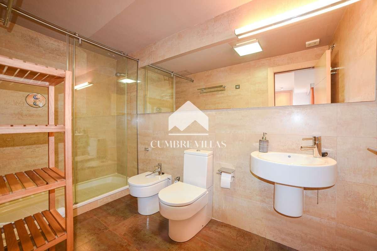 Villa for Sale in Almuñécar