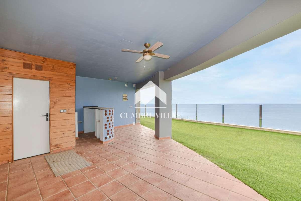 Villa for Sale in Almuñécar