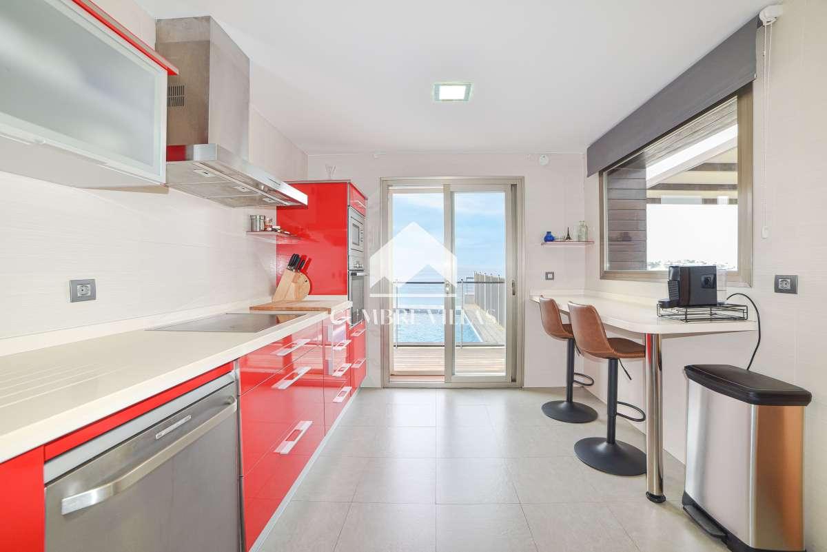 Villa for Sale in Almuñécar