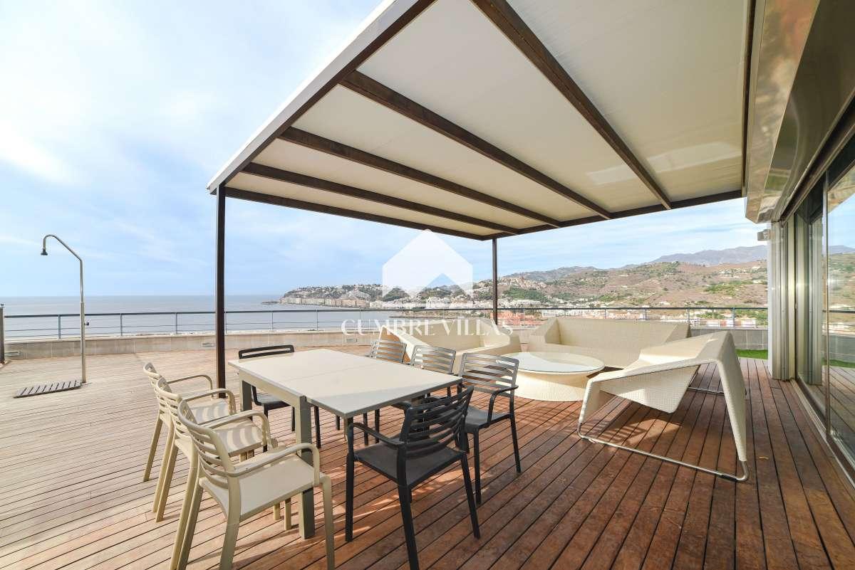 Villa for Sale in Almuñécar