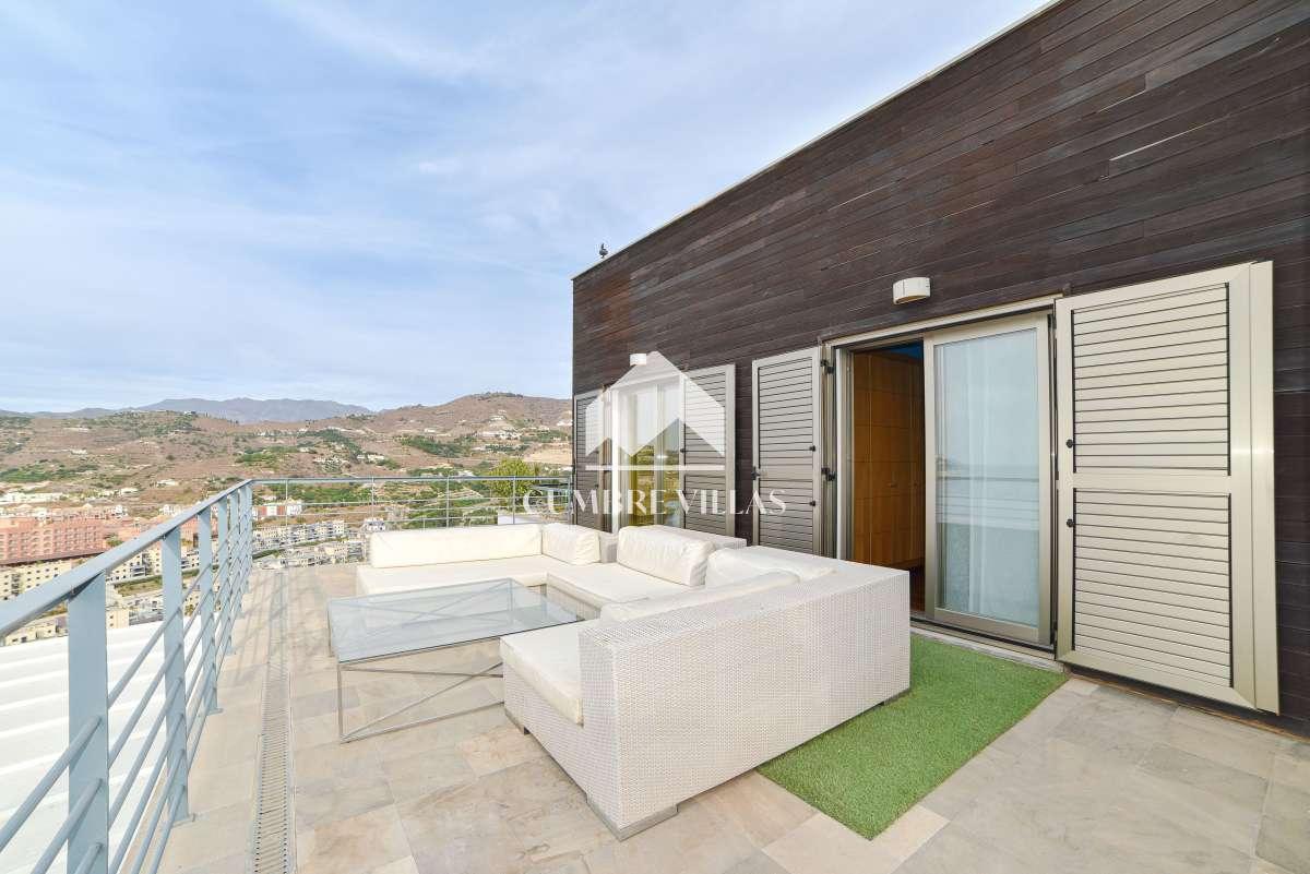 Villa for Sale in Almuñécar