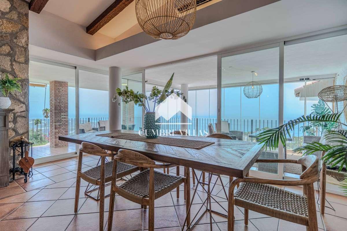 Villa for Sale in Salobreña