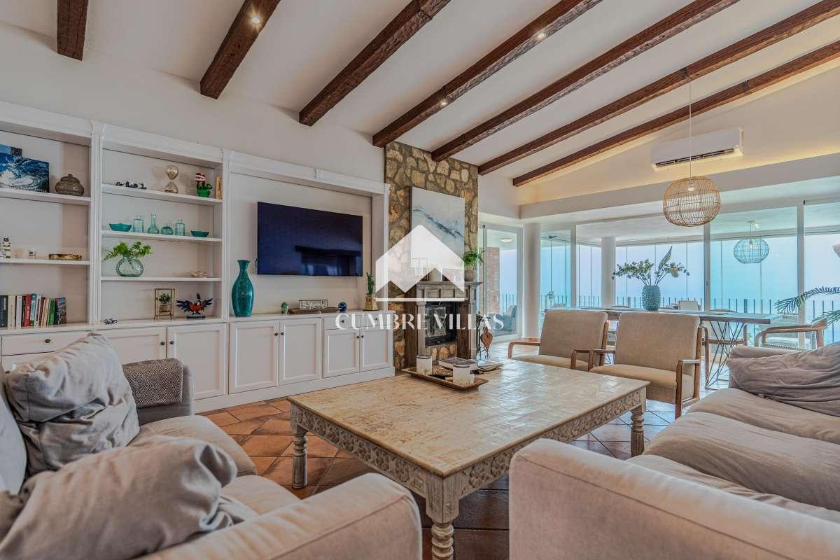 Villa for Sale in Salobreña