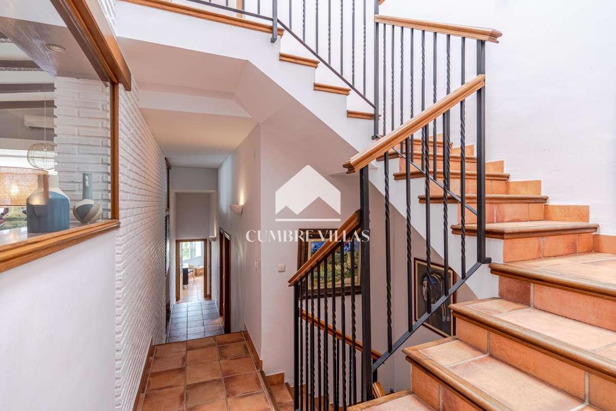 Villa for Sale in Salobreña