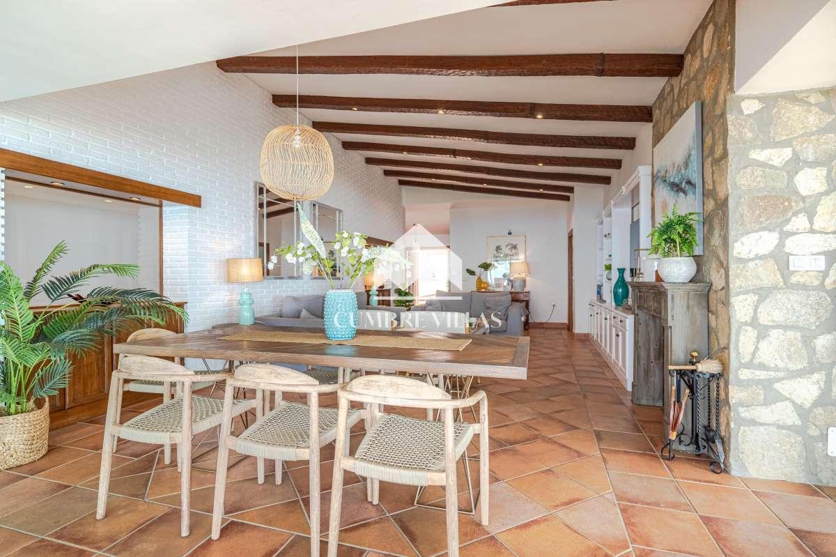 Villa for Sale in Salobreña