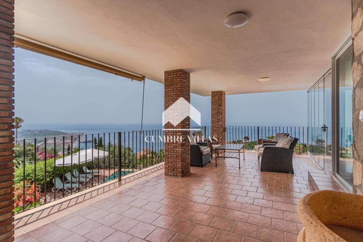 Villa for Sale in Salobreña