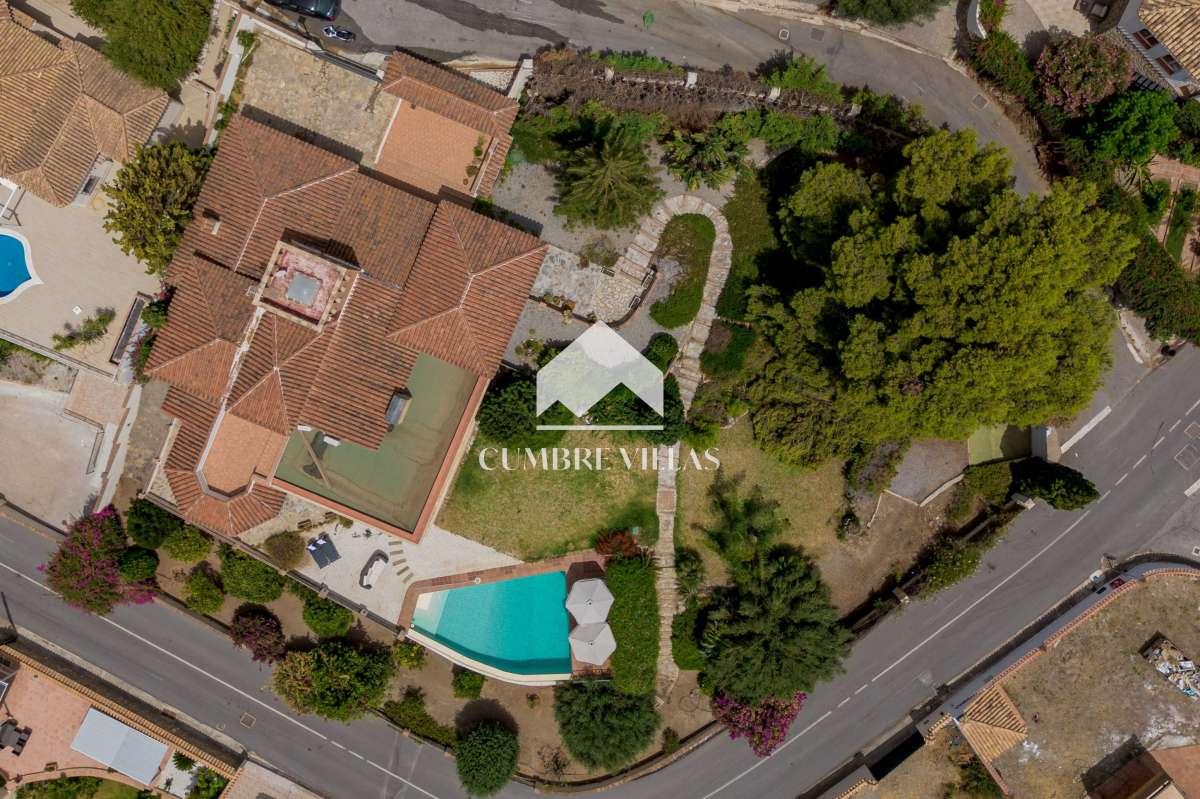 Villa for Sale in Salobreña