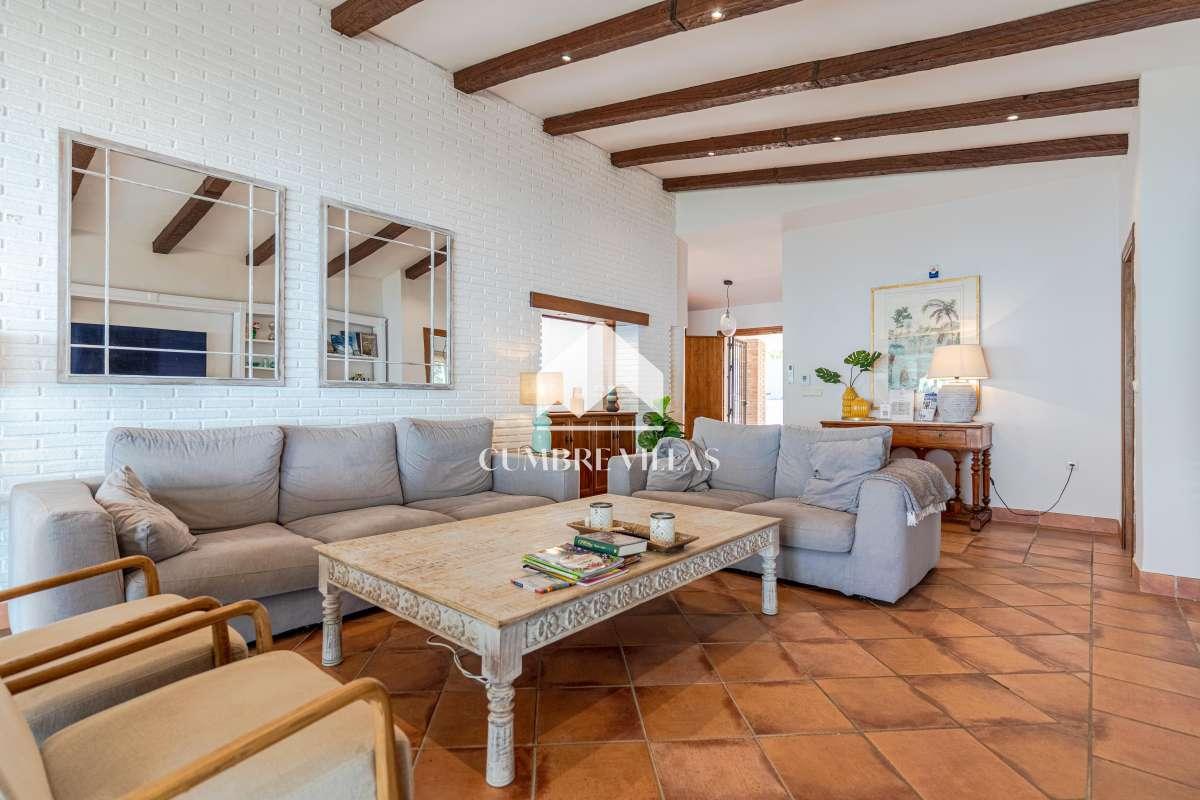 Villa for Sale in Salobreña
