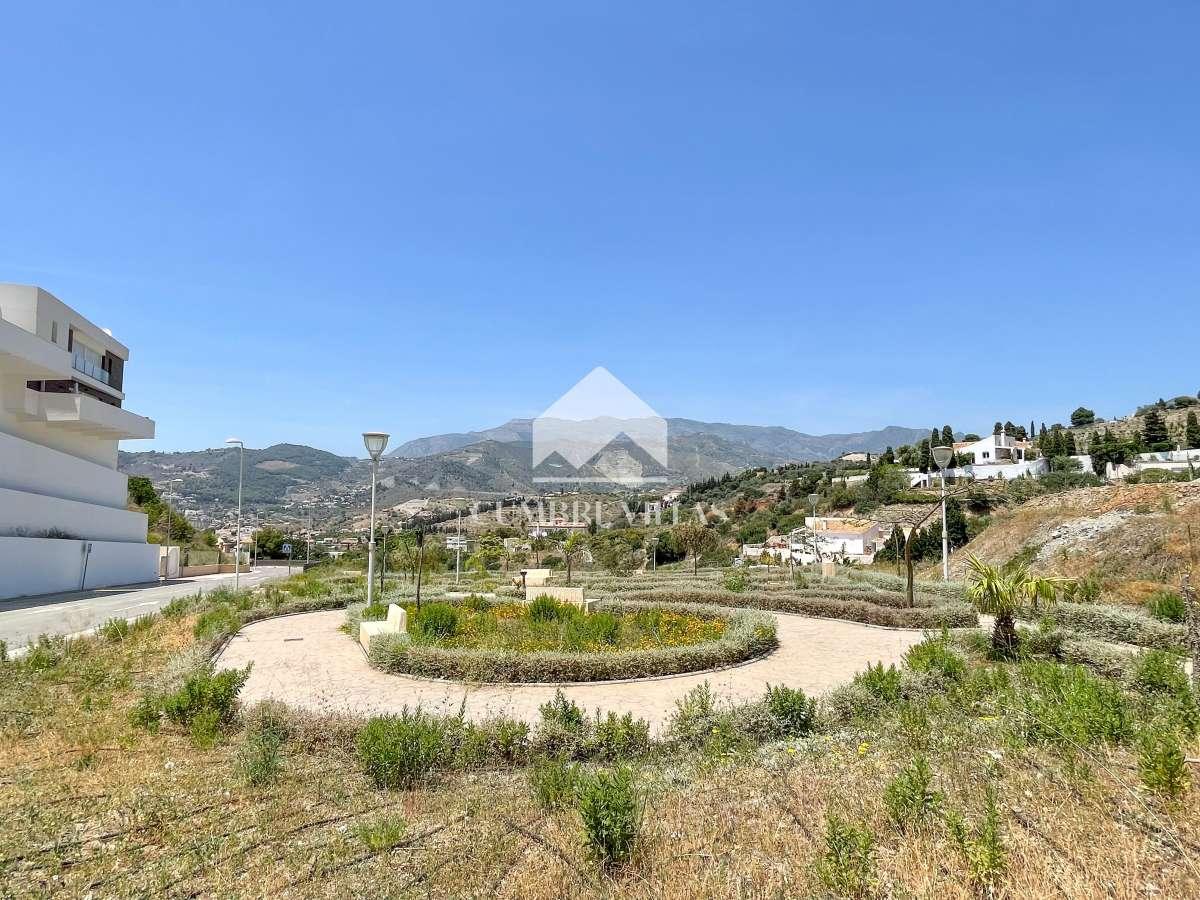 Villa for Sale in Almuñécar