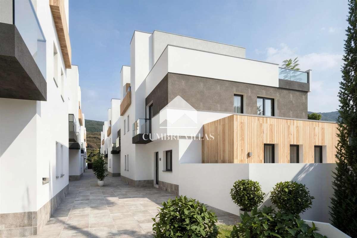 Villa for Sale in Salobreña