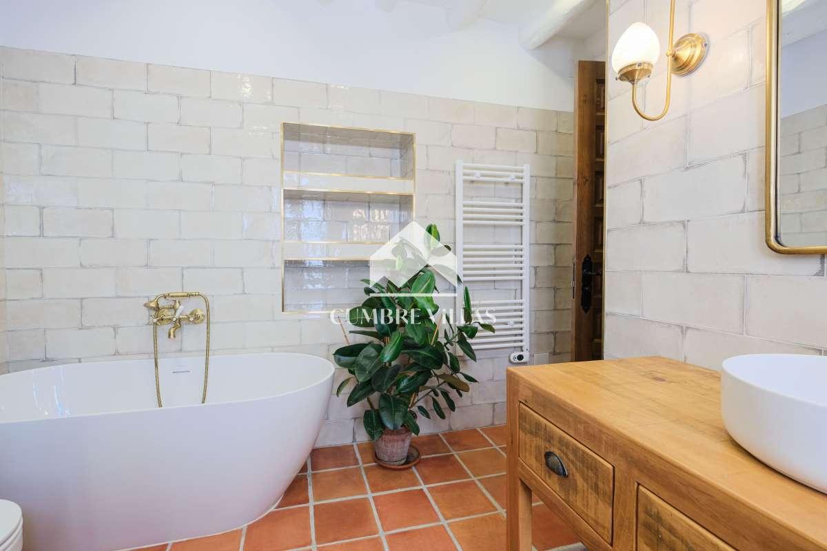 House for Sale in Salobreña