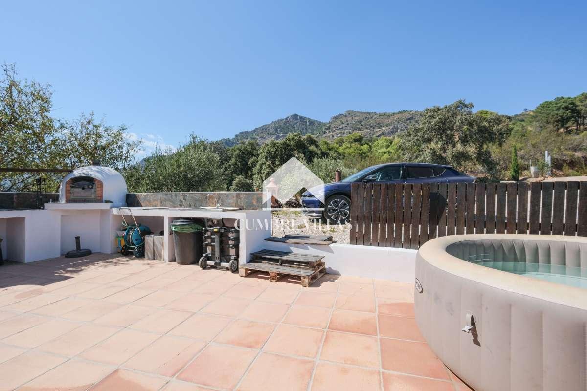 House for Sale in Otívar