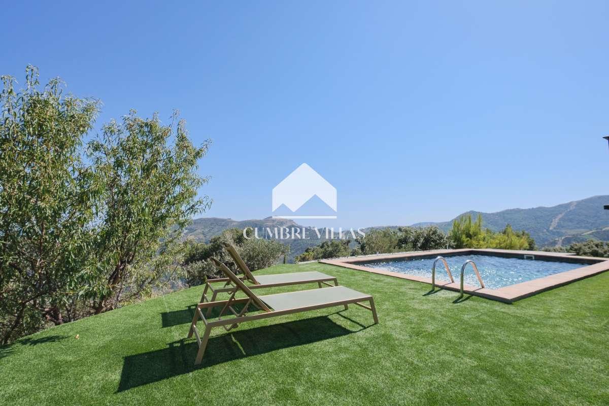 House for Sale in Otívar