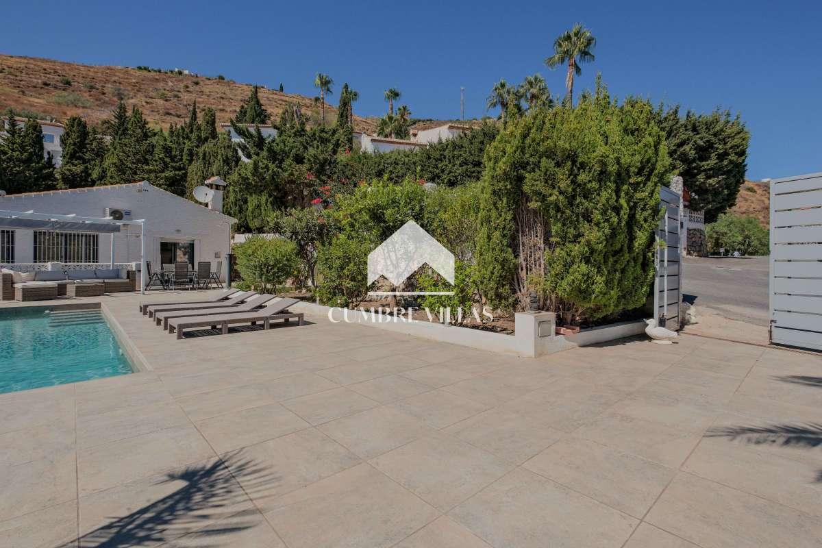 Villa for Sale in Salobreña