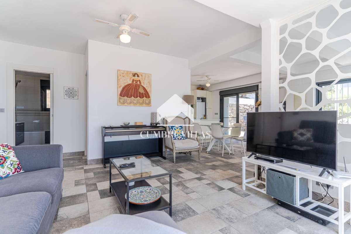 Villa for Sale in Salobreña