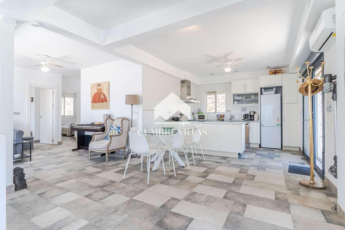 Villa for Sale in Salobreña