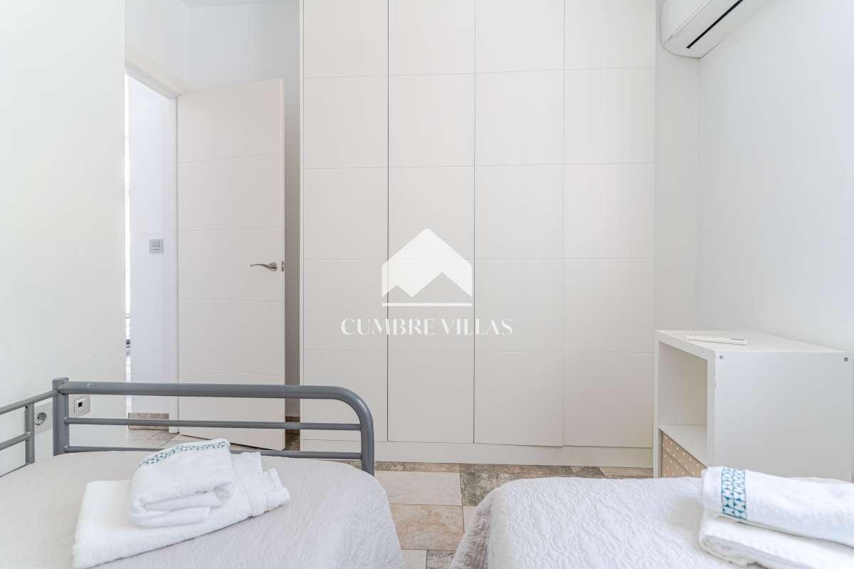 Villa for Sale in Salobreña