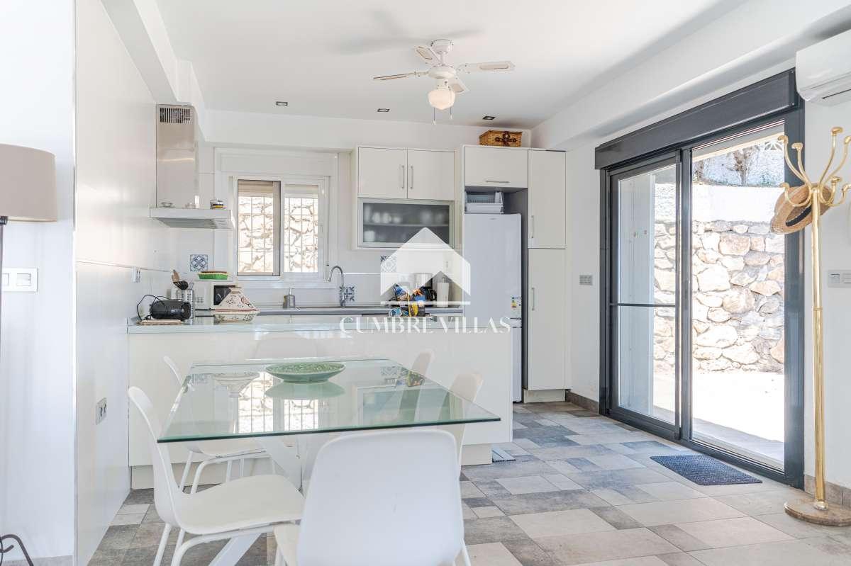 Villa for Sale in Salobreña