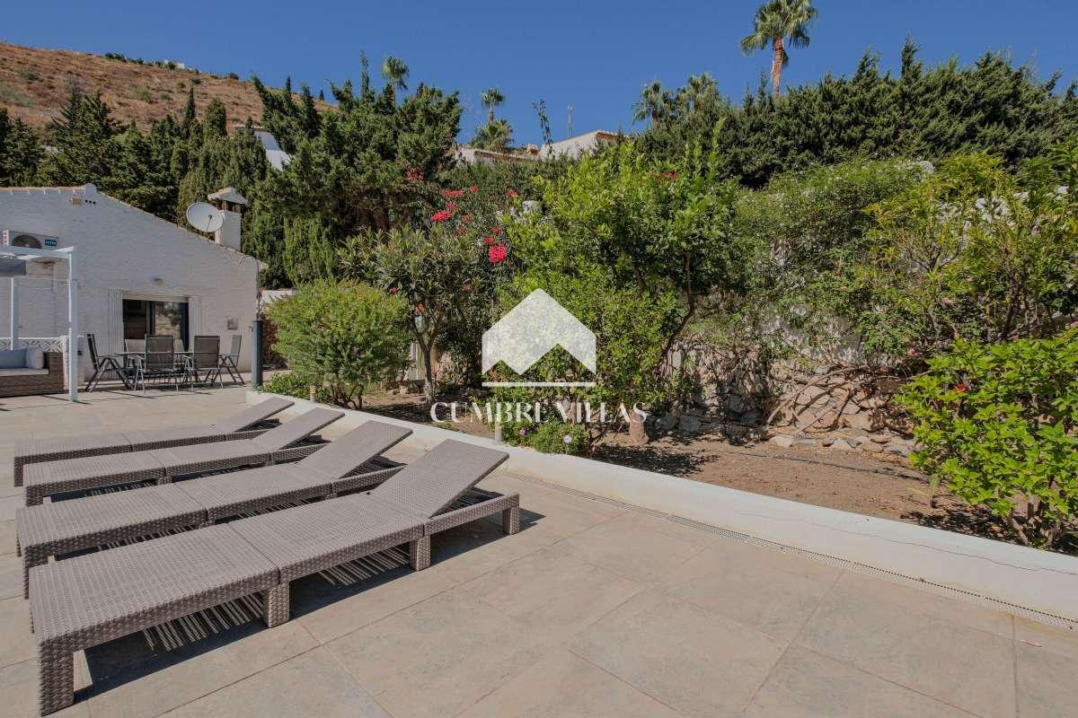 Villa for Sale in Salobreña