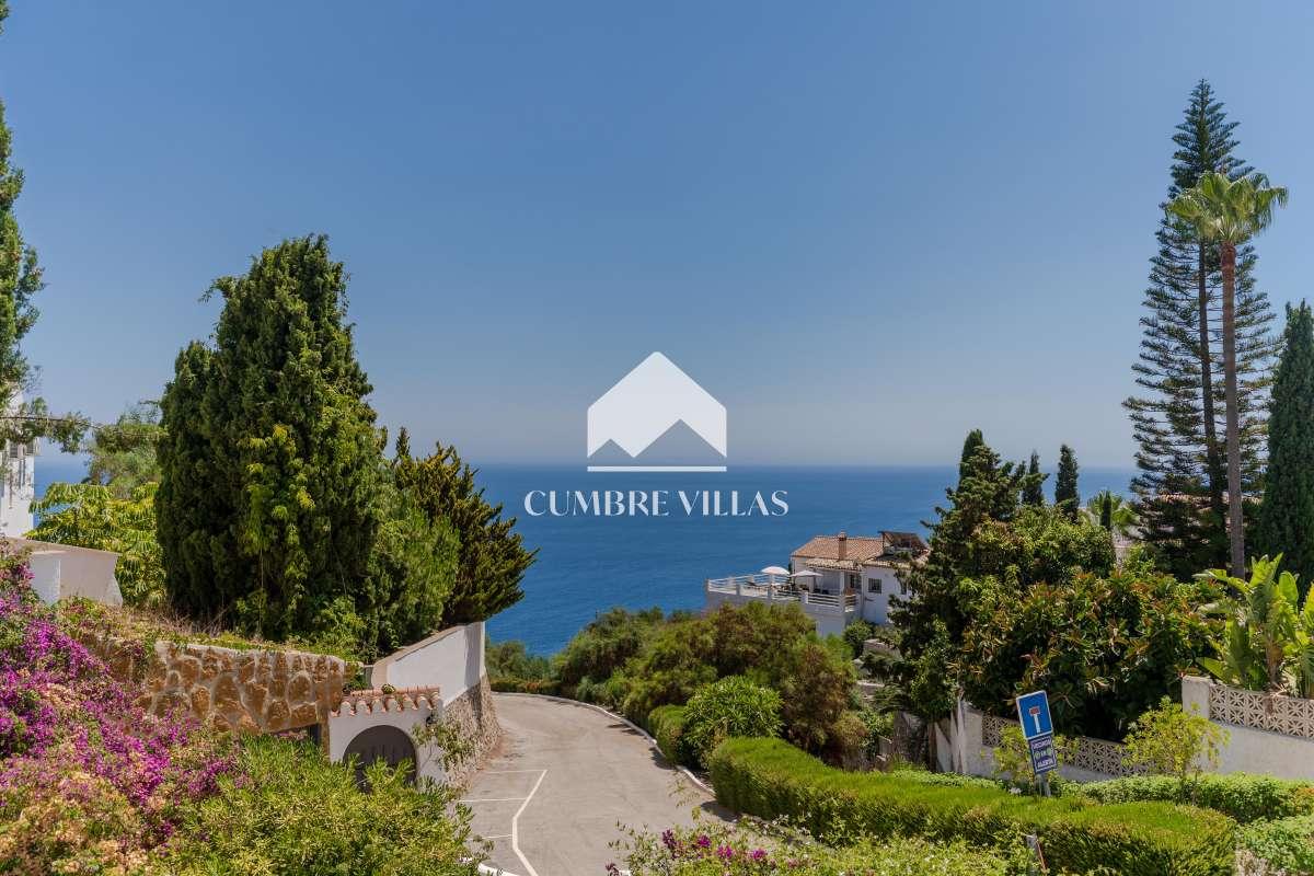 Villa for Sale in Salobreña