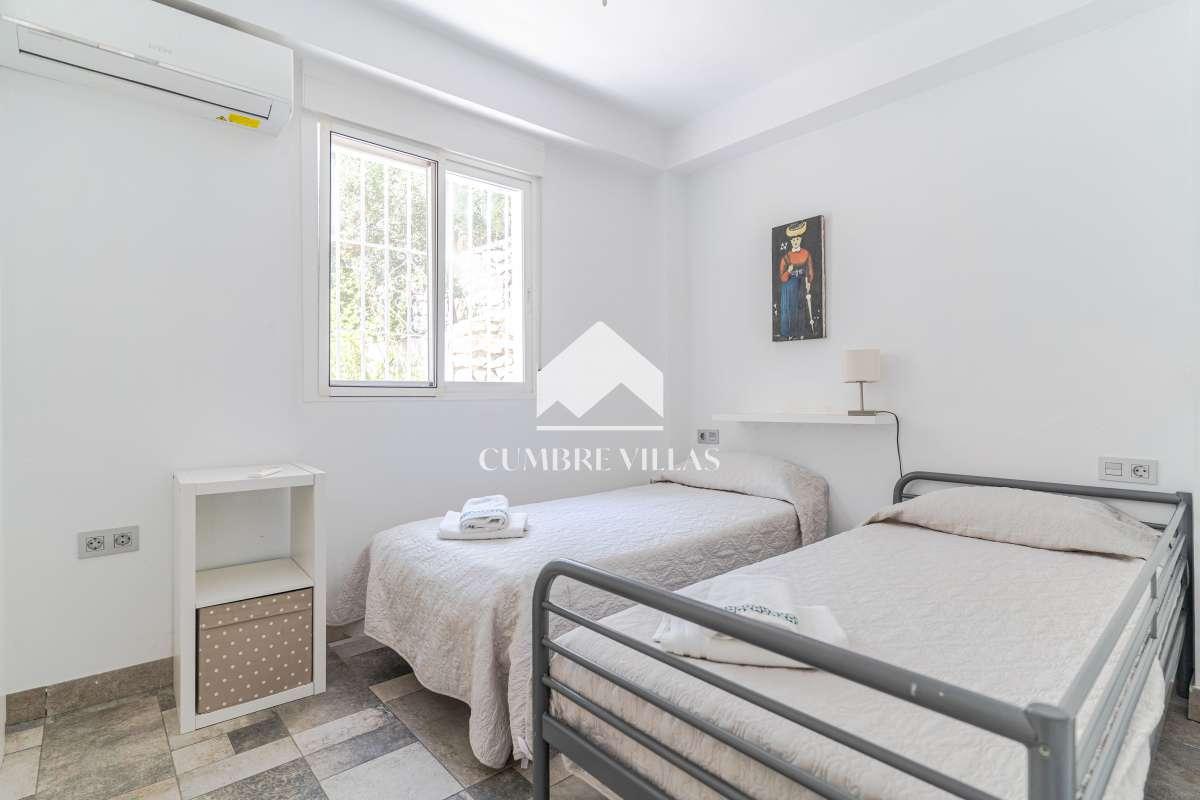 Villa for Sale in Salobreña