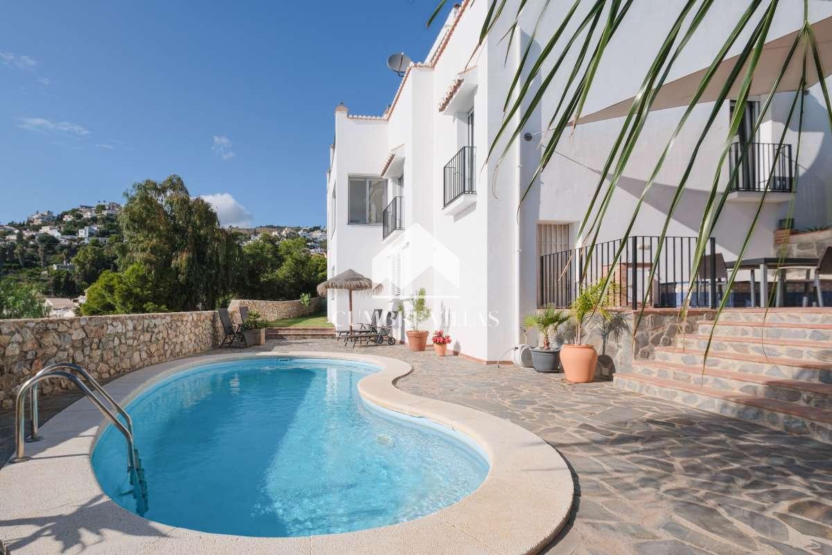 Villa for Sale in Salobreña