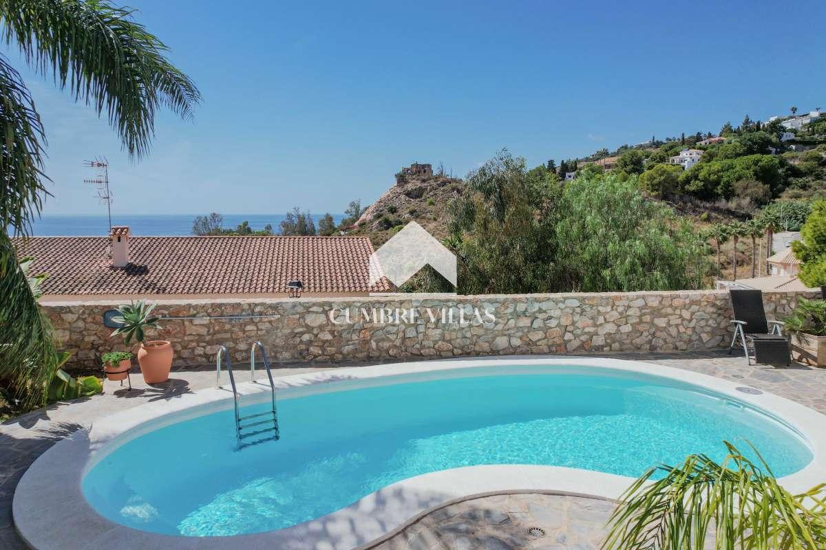 Villa for Sale in Salobreña