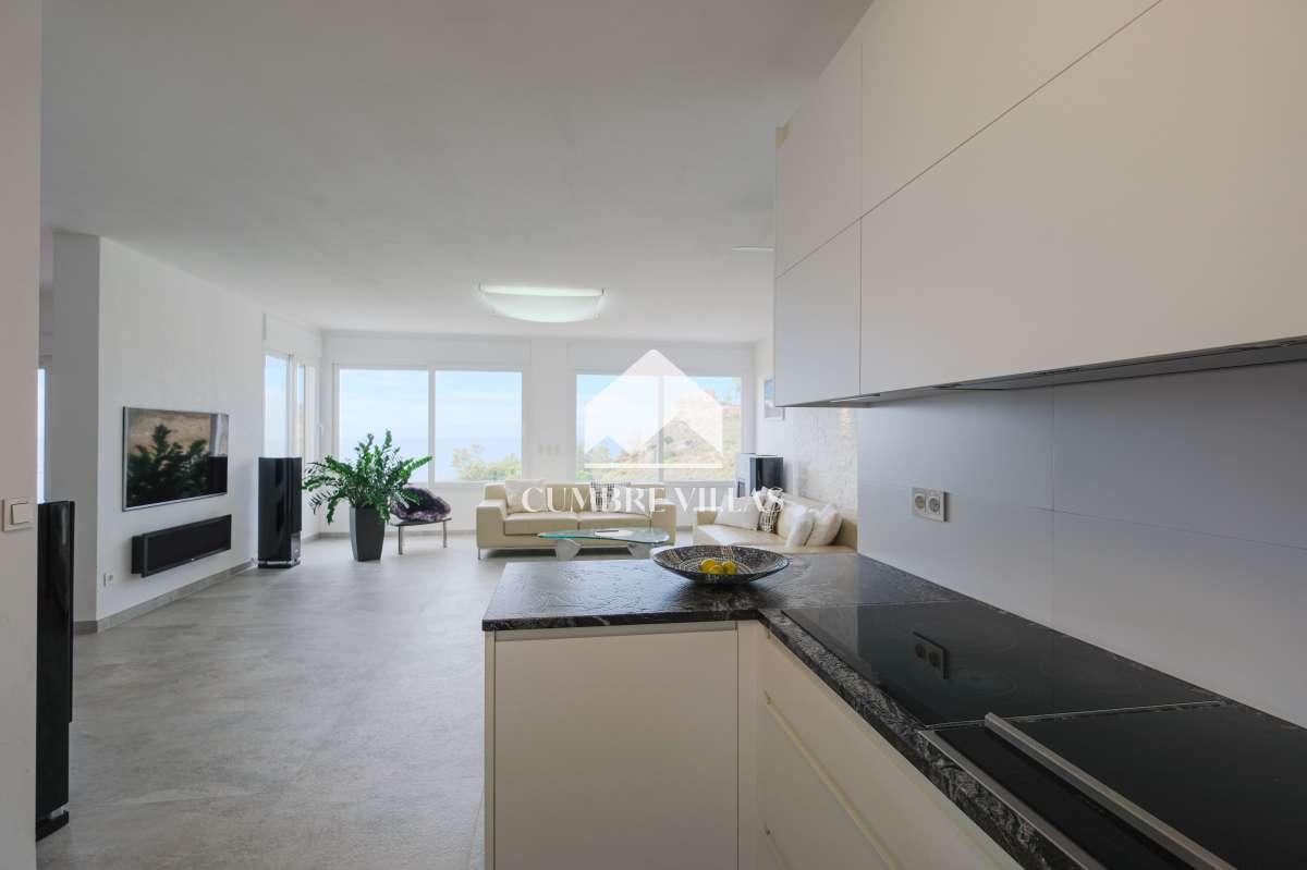 Villa for Sale in Salobreña
