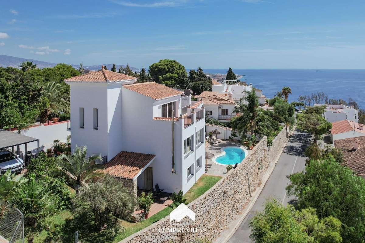 Villa for Sale in Salobreña