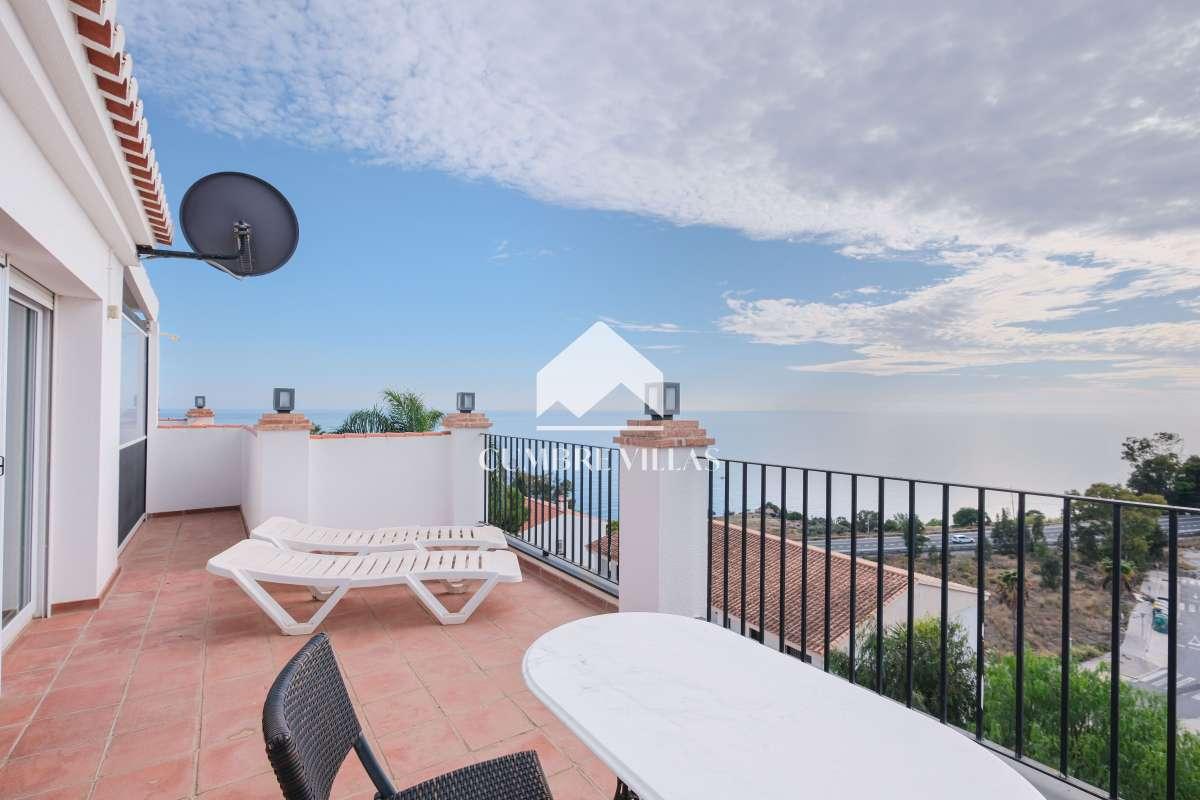 Villa for Sale in Salobreña