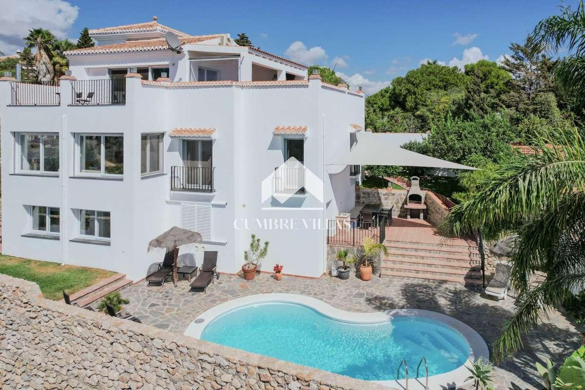 Villa for Sale in Salobreña