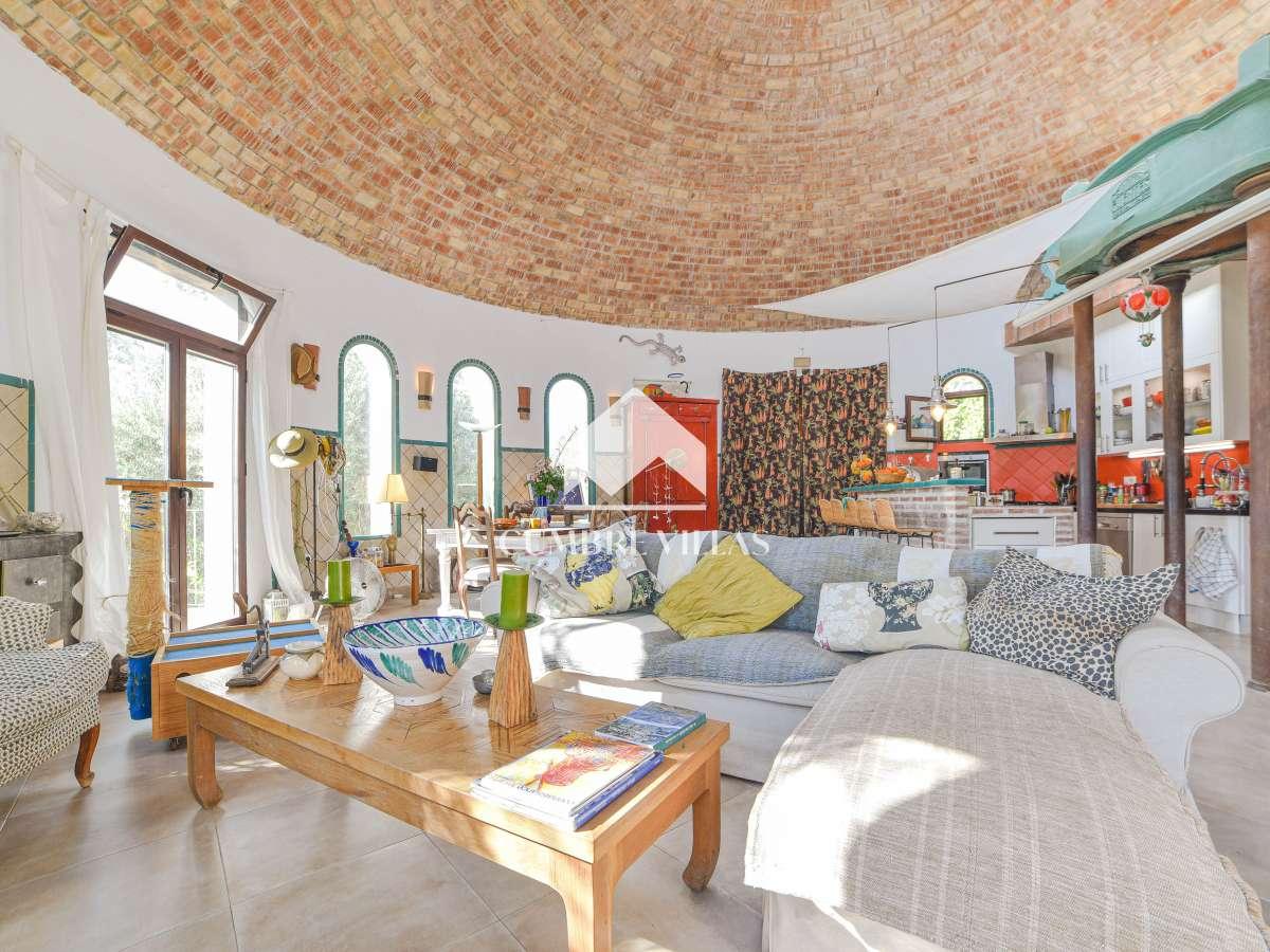 Villa for Sale in El Valle