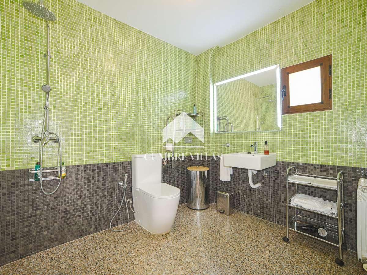 Villa for Sale in El Valle