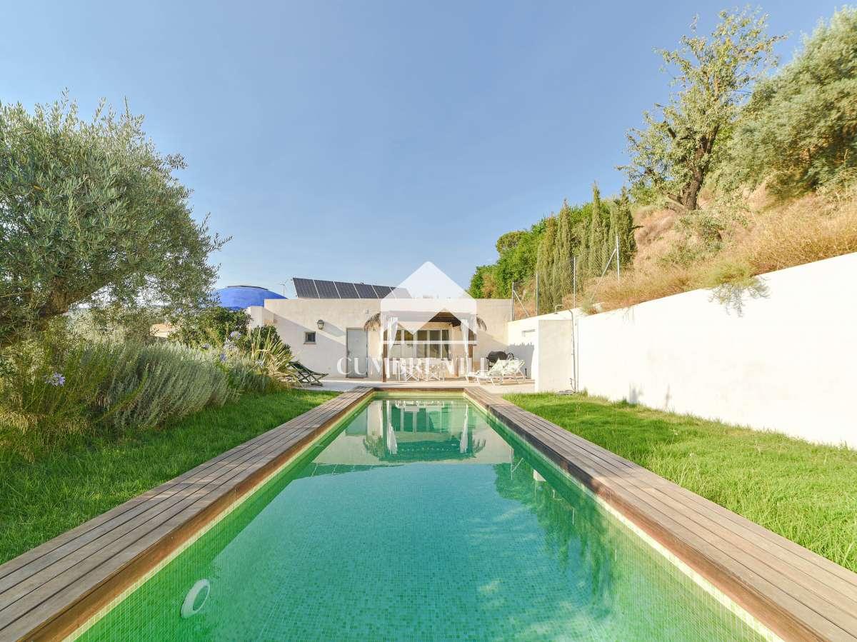 Villa for Sale in El Valle