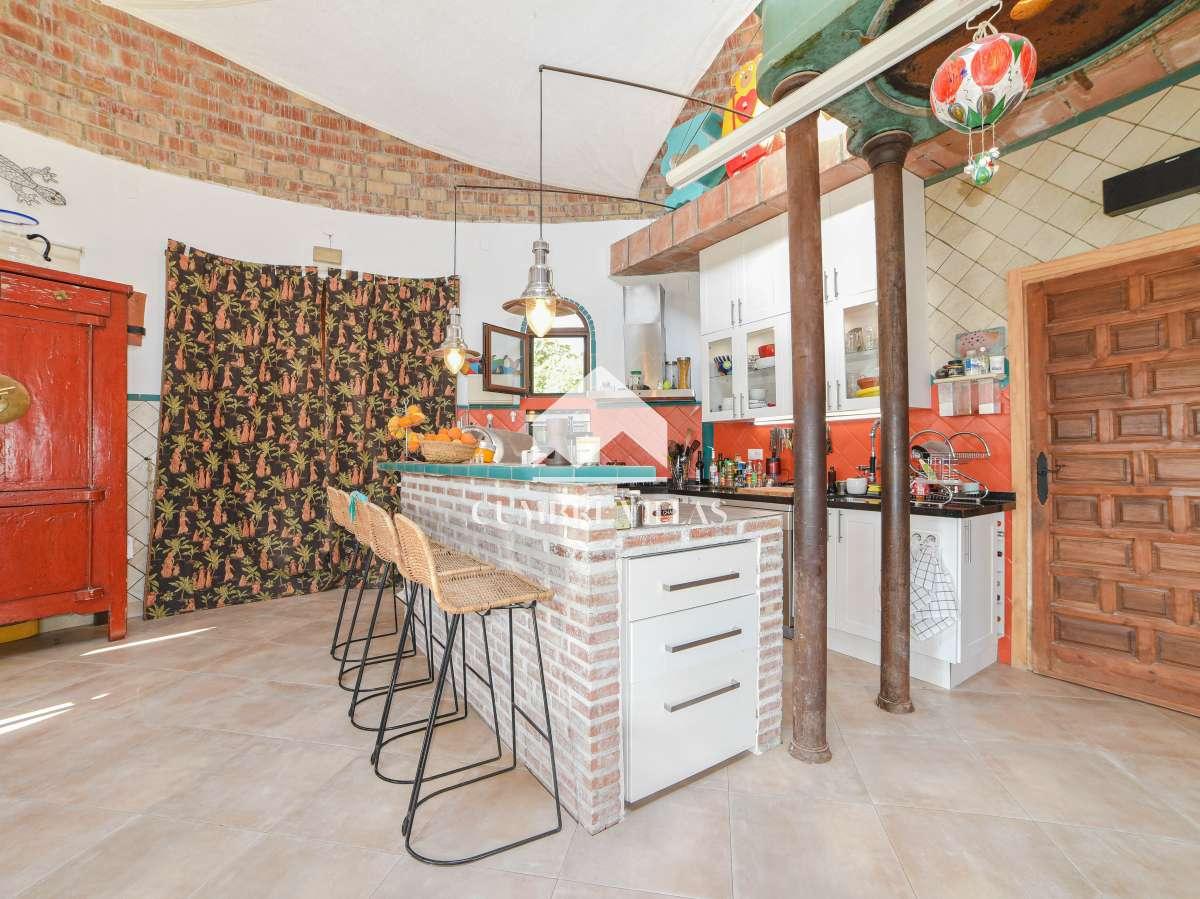 Villa for Sale in El Valle