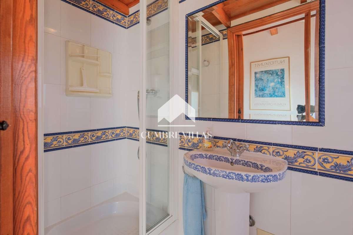 Villa for Sale in Salobreña