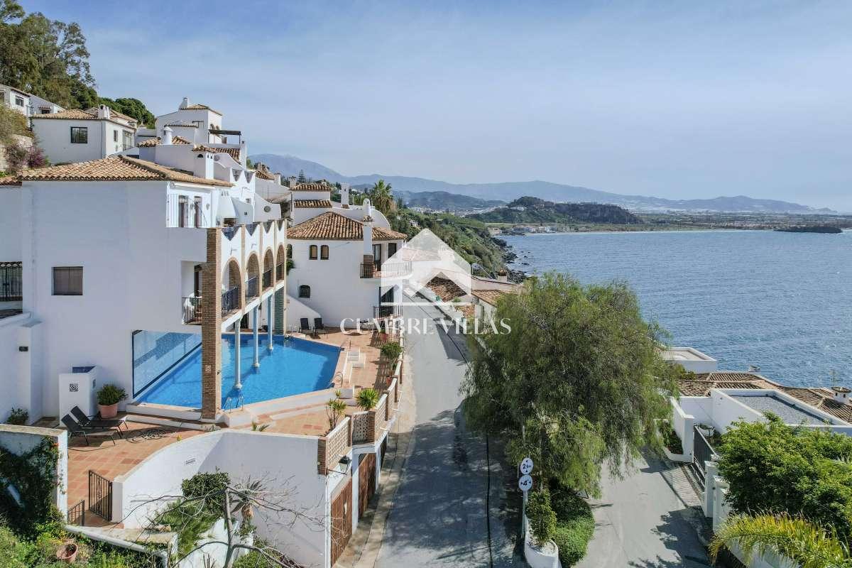 Villa for Sale in Salobreña