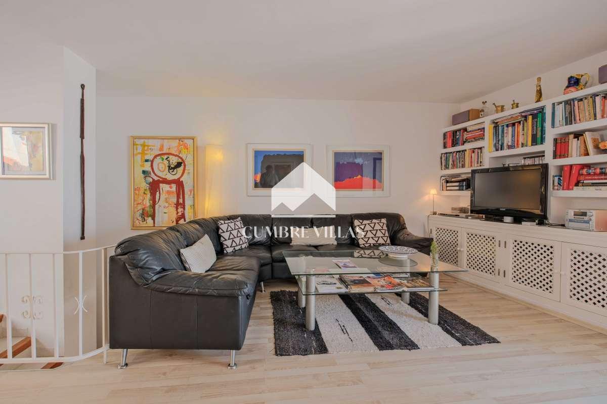 Villa for Sale in Salobreña
