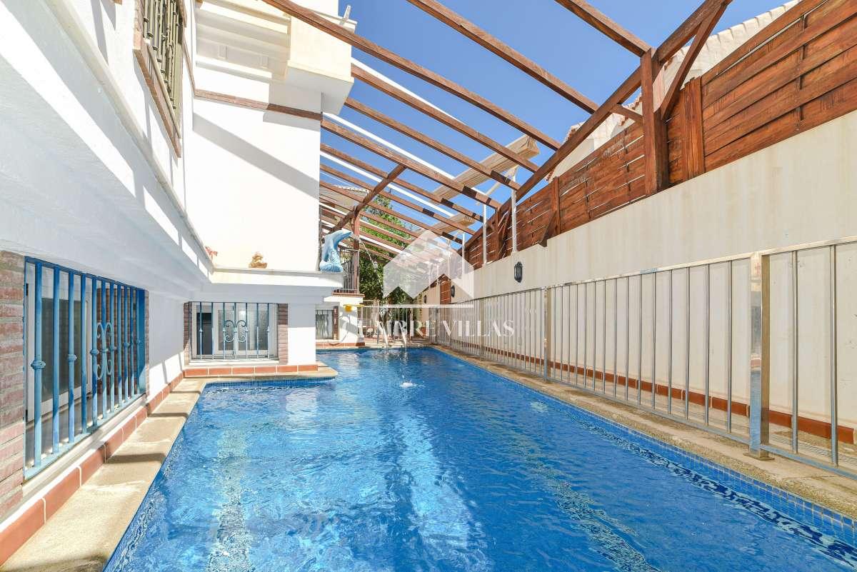 Villa en Venta en Motril