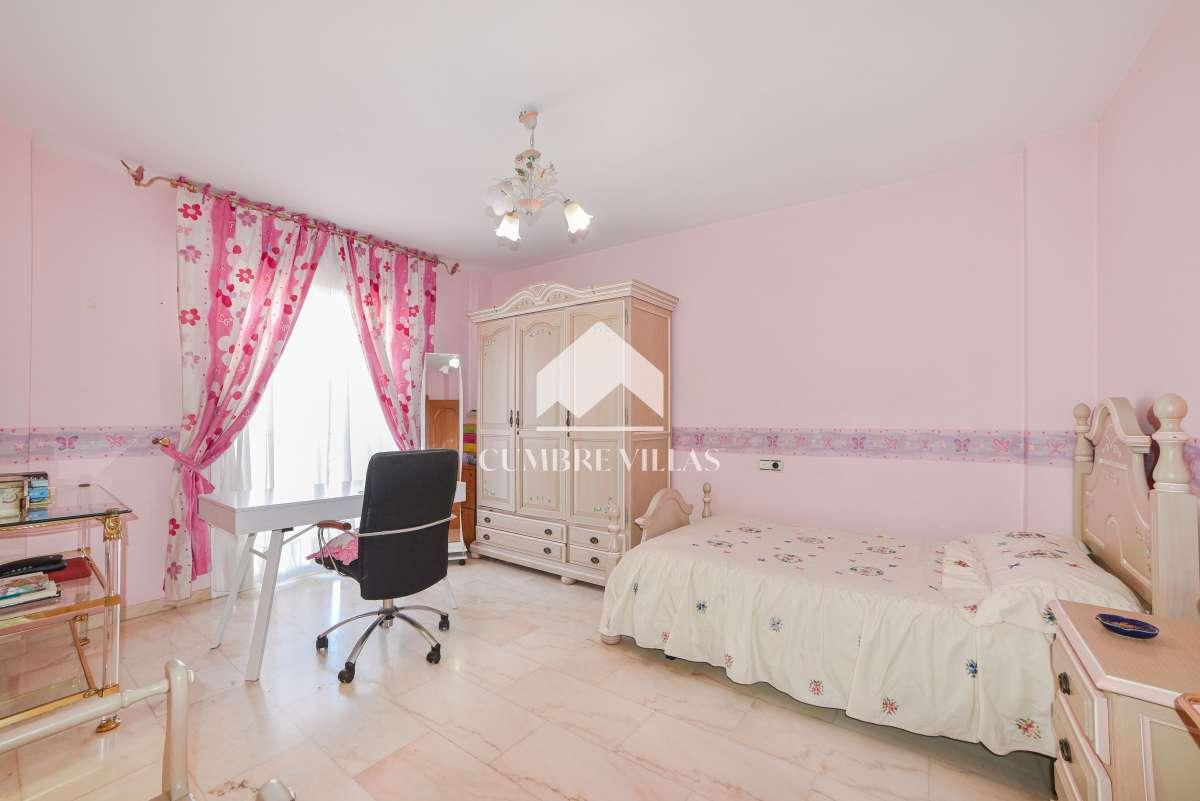 Villa for Sale in Motril