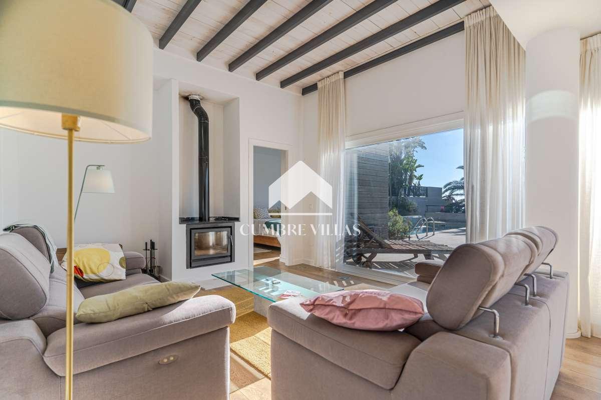 Villa for Sale in Almuñécar
