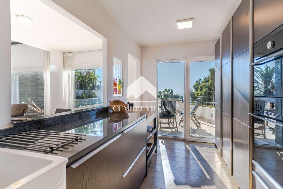 Villa for Sale in Almuñécar