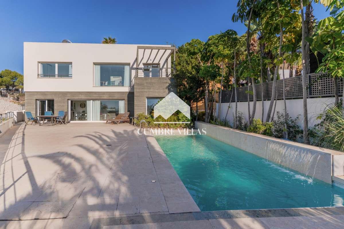 Villa for Sale in Almuñécar