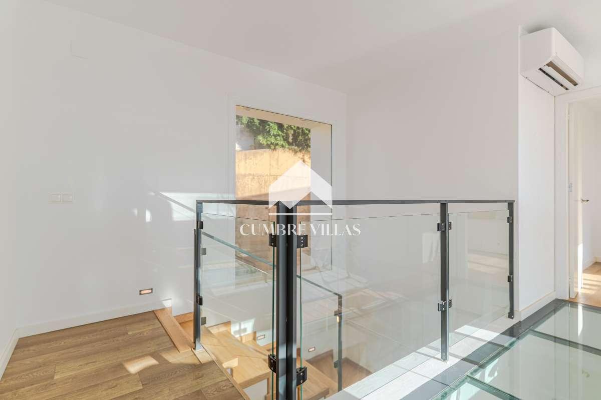 Villa for Sale in Almuñécar