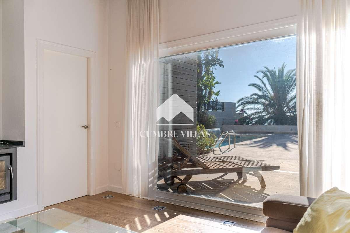 Villa for Sale in Almuñécar