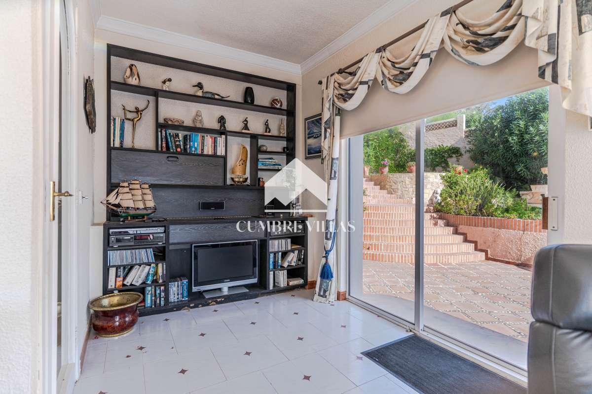 Villa for Sale in Almuñécar