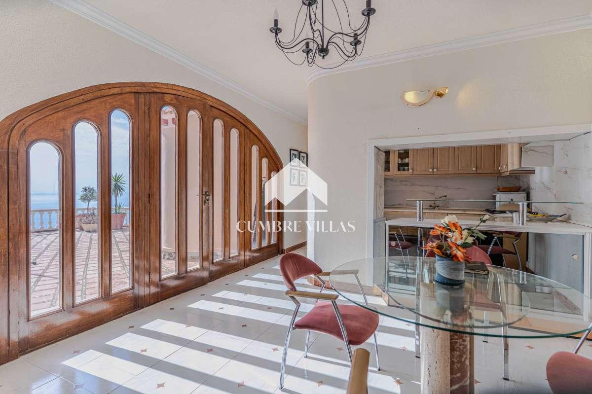 Villa for Sale in Almuñécar