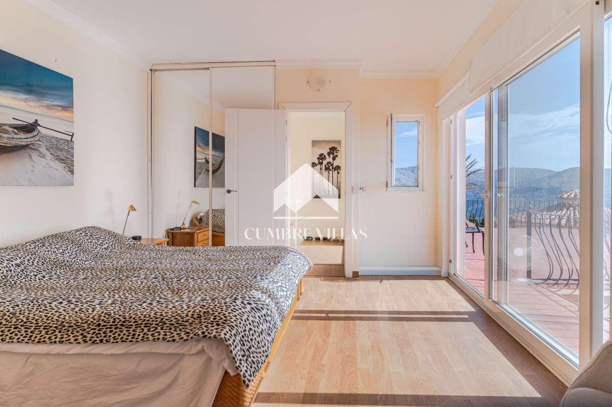 Villa for Sale in Almuñécar